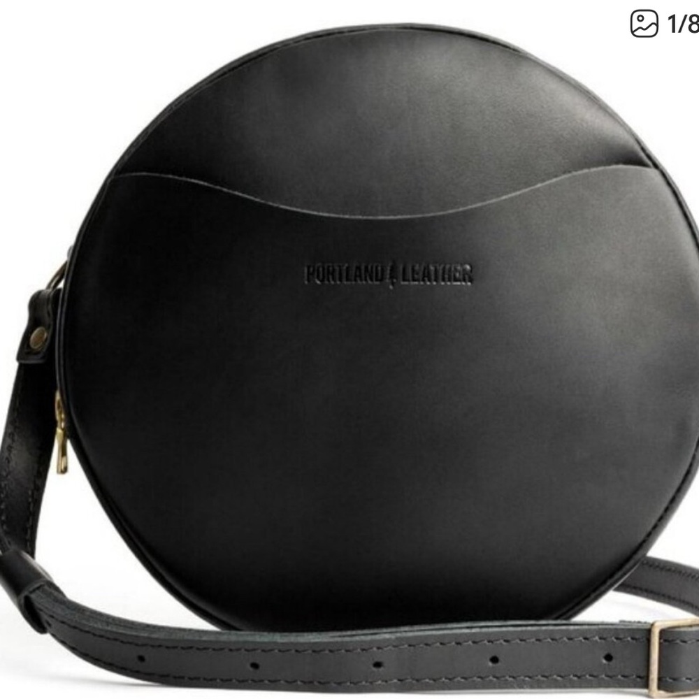 Portland Leather Classic Black Circle Crossbody Bag